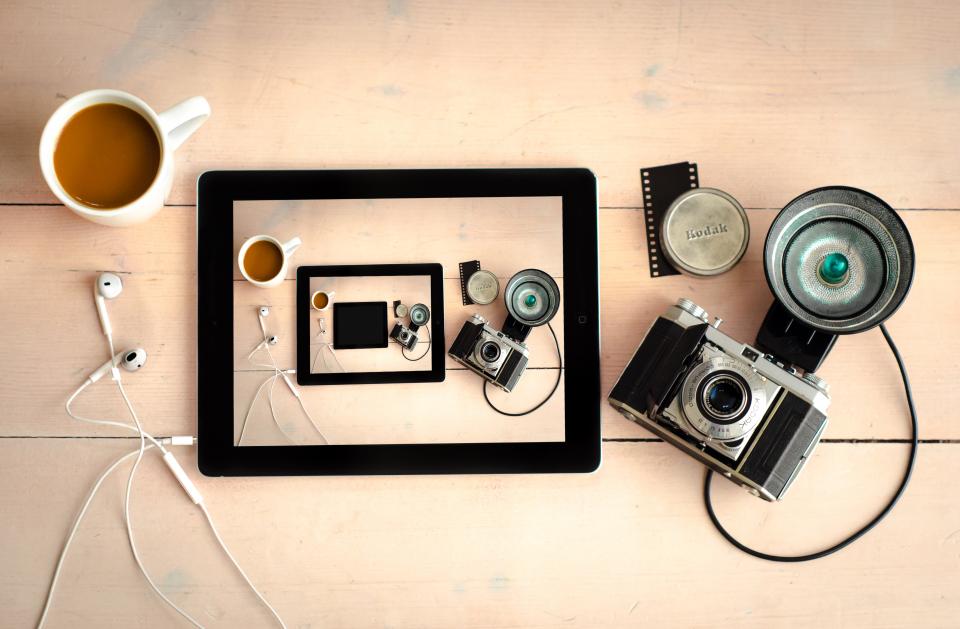 camera, flash, lens, photography, film, headphones, earbuds, coffee, cup, mug, tablet, technology, creative